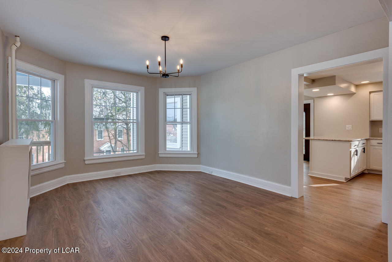 22 Machell Avenue, Dallas, Pennsylvania image 3