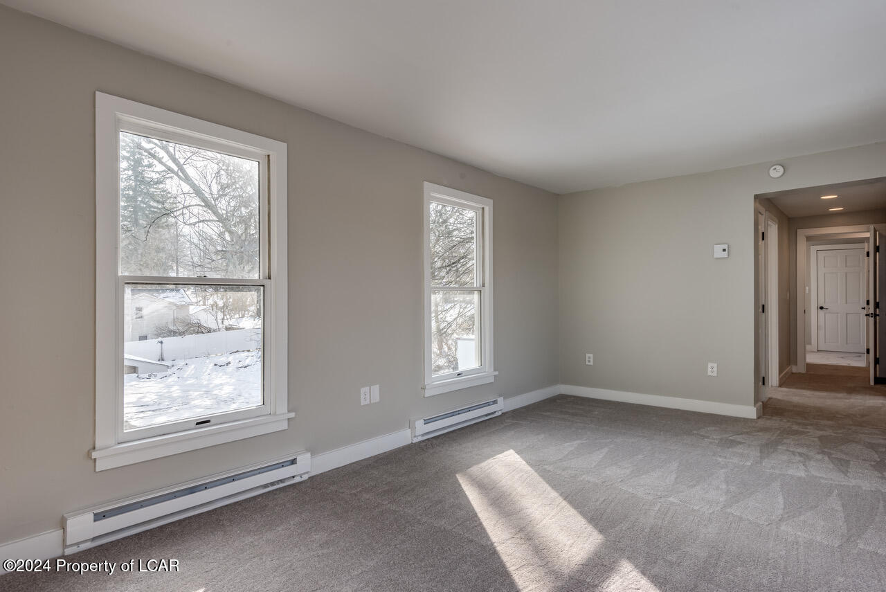 22 Machell Avenue, Dallas, Pennsylvania image 13