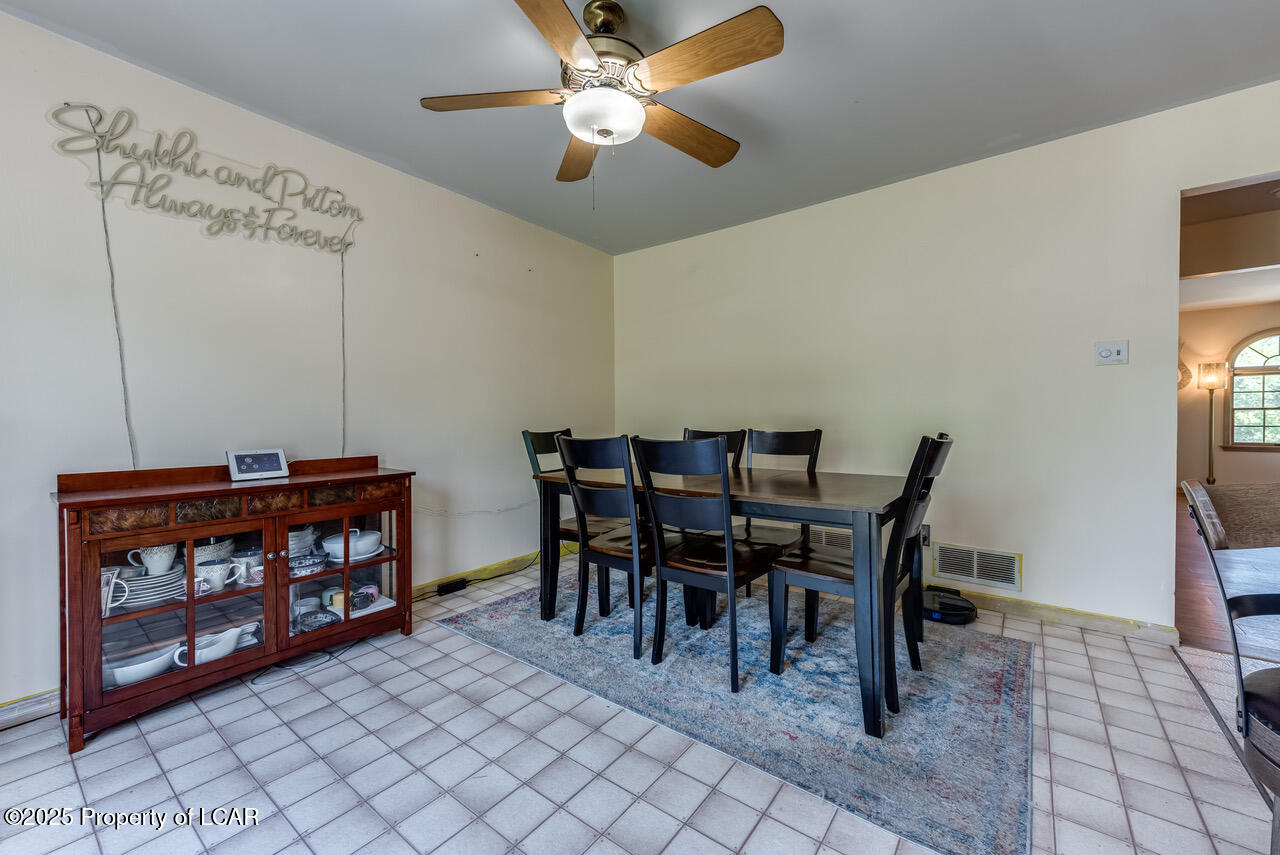 9 Flood Drive, Wilkes-Barre, Alaska image 13