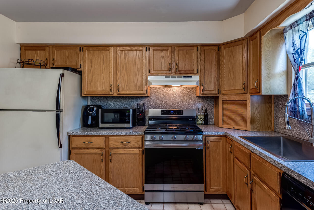 9 Flood Drive, Wilkes-Barre, Alaska image 8