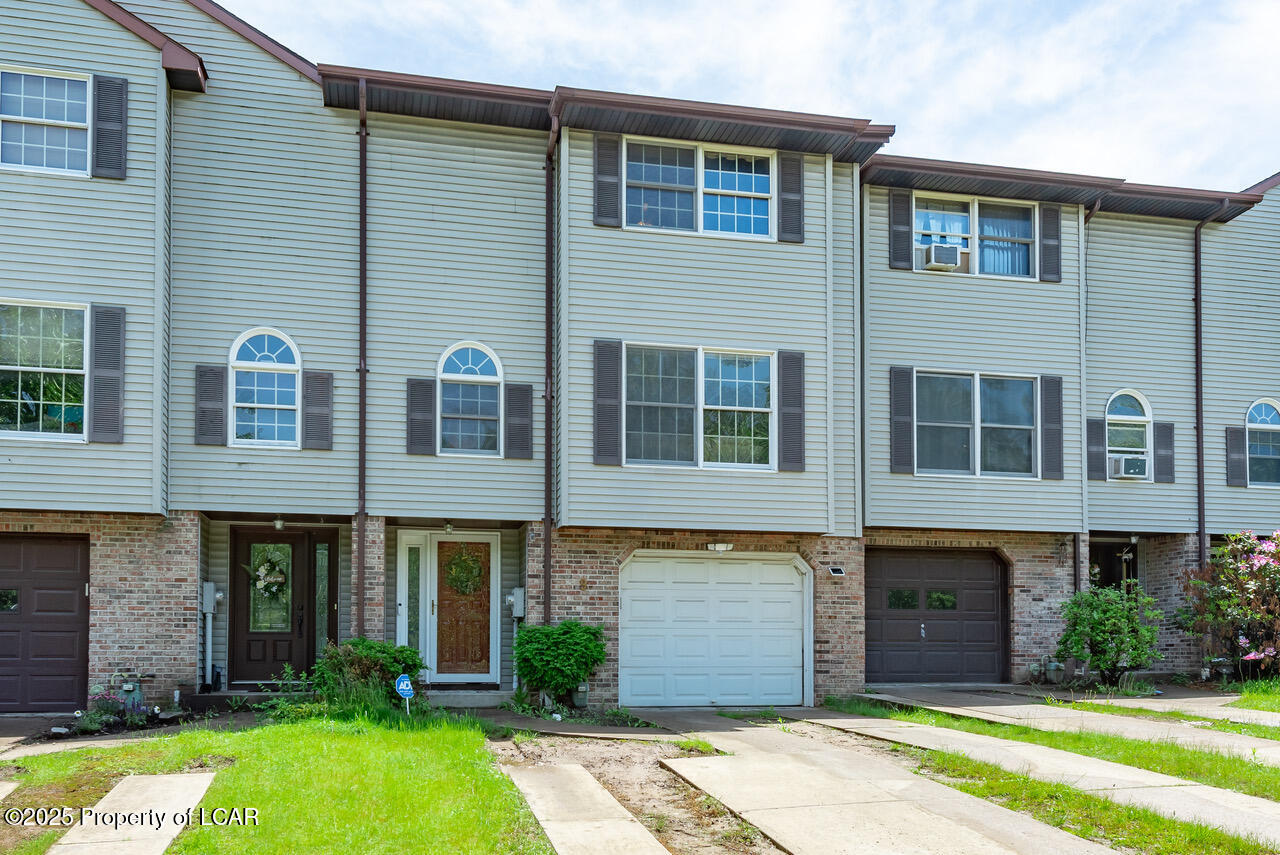 9 Flood Drive, Wilkes-Barre, Alaska image 1