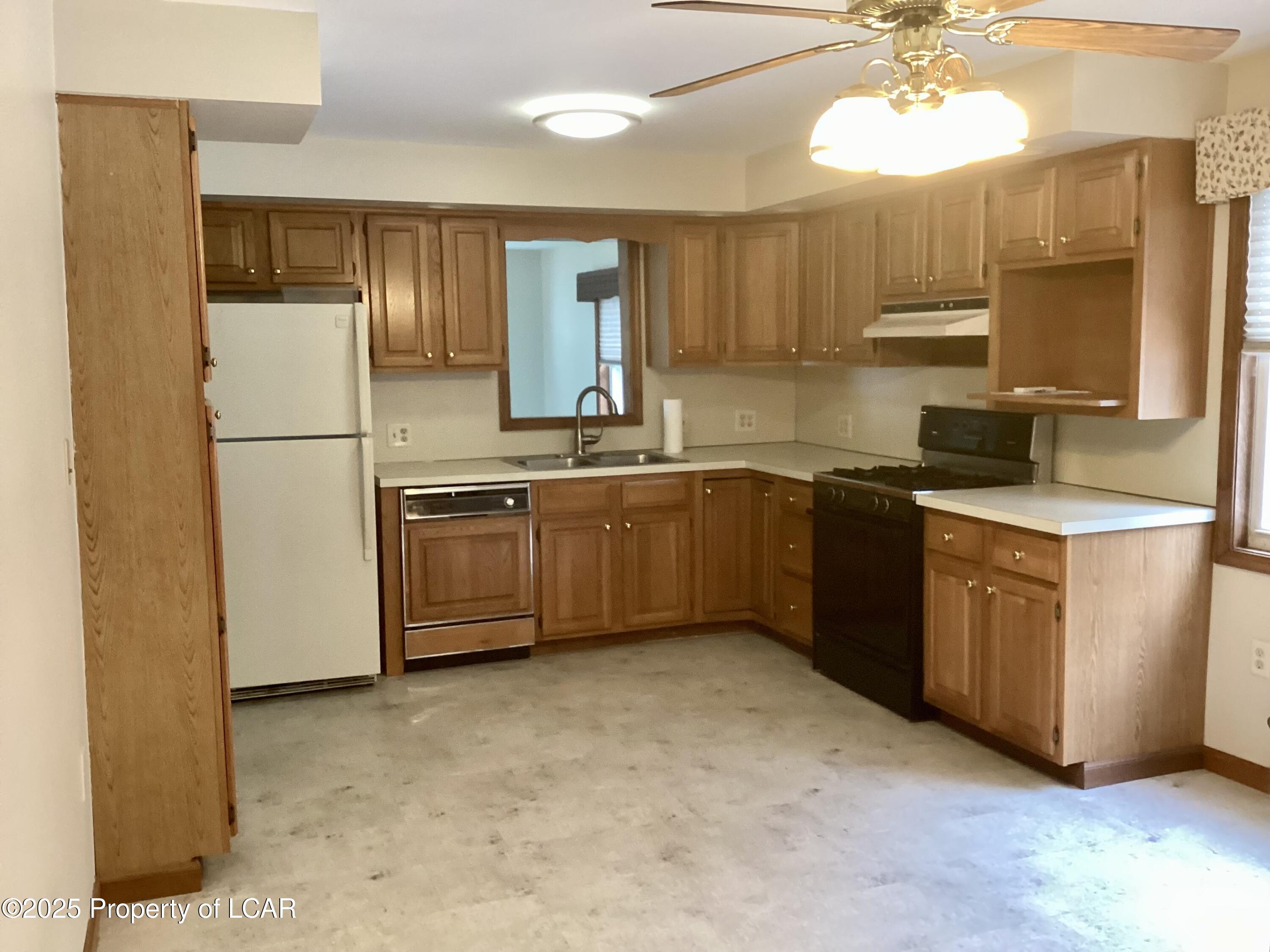 326 Warren Street, West Pittston, Alaska image 29