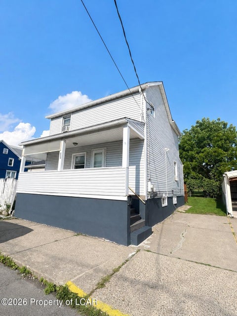Homes For Sale - 873 Locust Street<br/> Hazleton, PA 18201