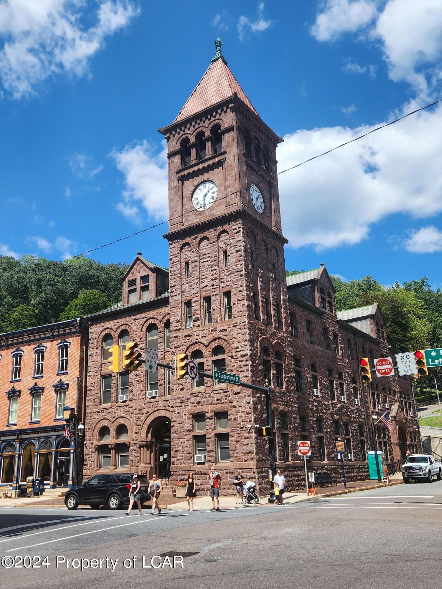 208 South Avenue, Jim Thorpe, Pennsylvania image 38