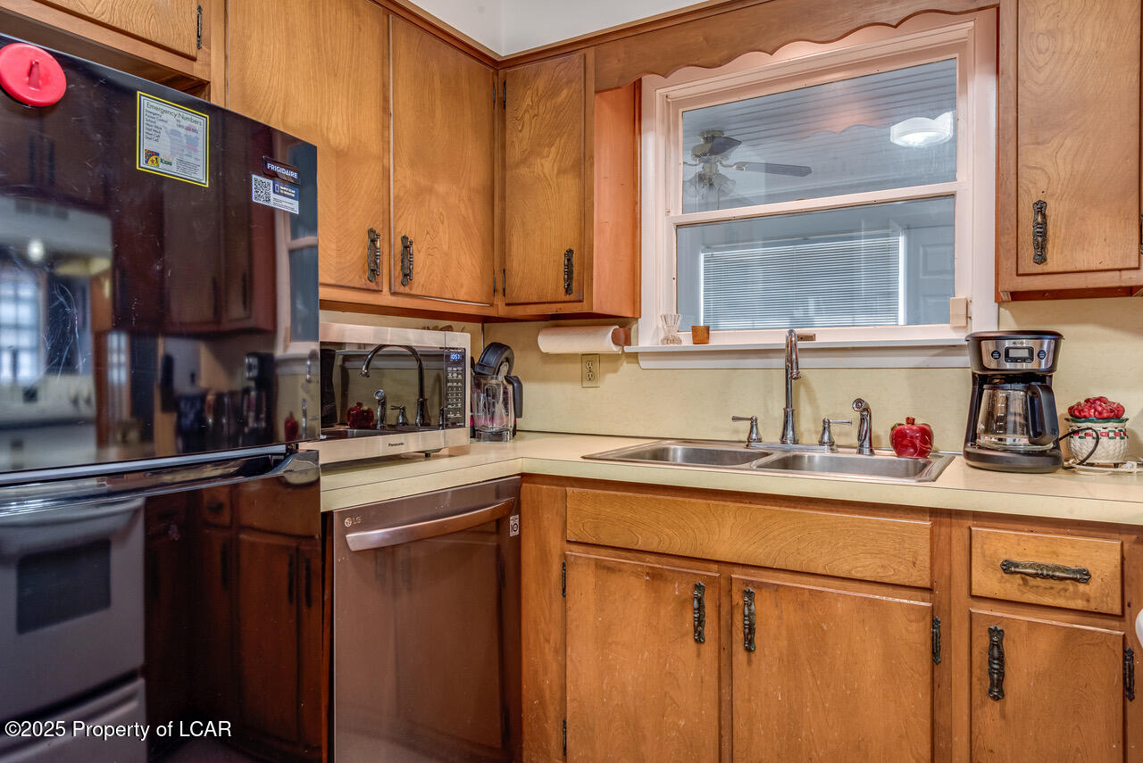 297 W Wright Avenue, Kingston, Alaska image 17