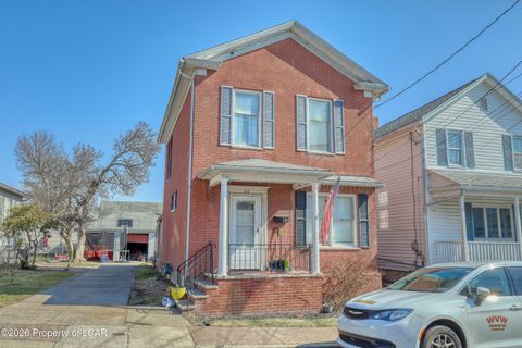 Homes For Sale - 52 Franklin Street<br/> Plymouth, PA 18651