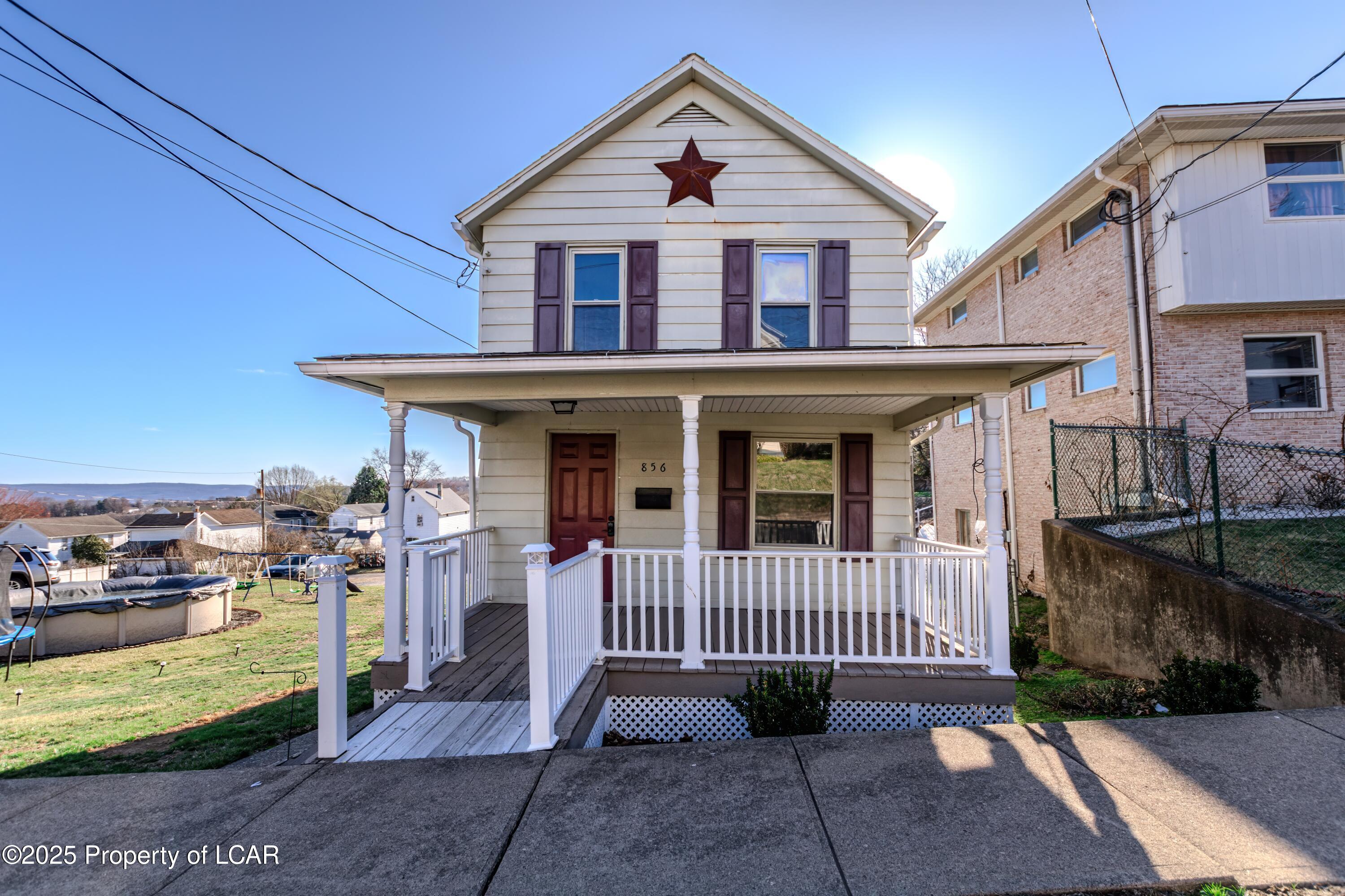 856 Charles Street, Luzerne, Pennsylvania image 1