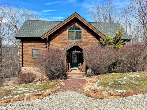 Homes For Sale - 54 Summit Road<br/> Hazleton, PA 18202