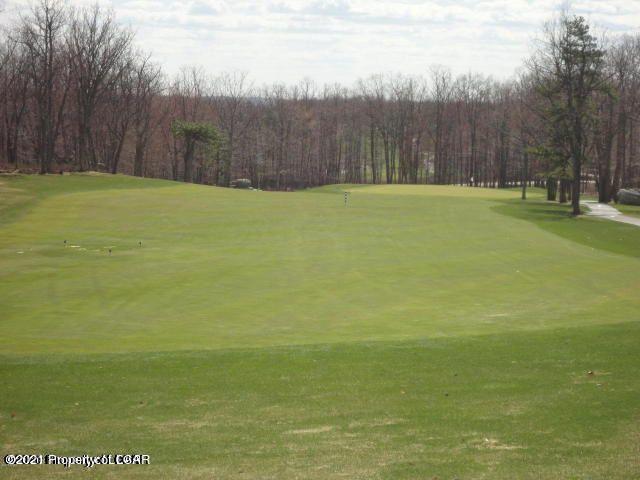 Turnberry Lane, Hazleton, Pennsylvania image 7