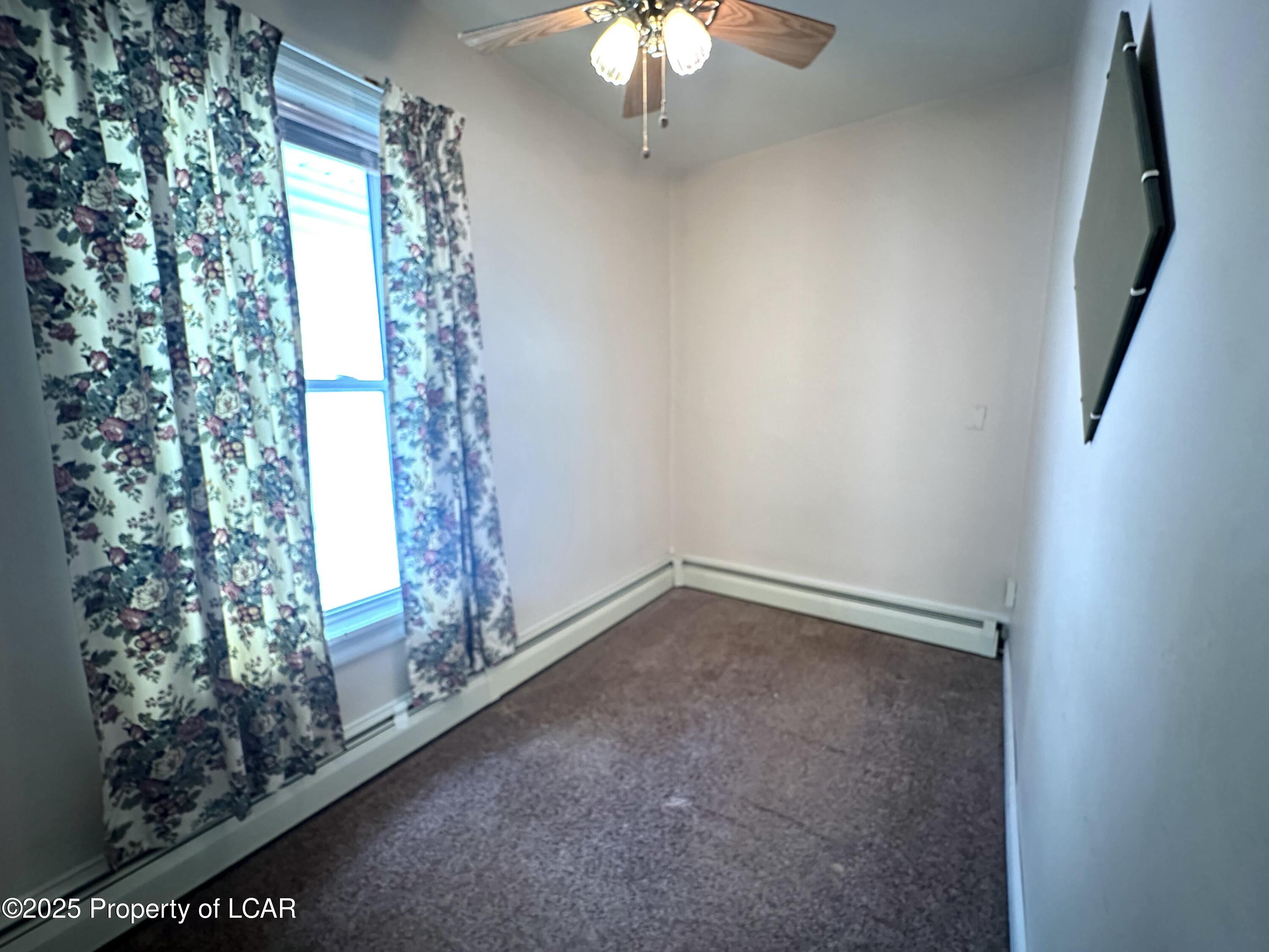 125 Laurel Street, Hazleton, Pennsylvania image 9