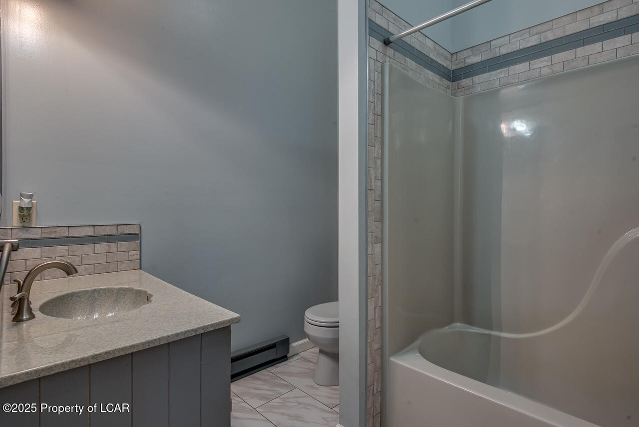111 Buck Ridge Drive, Drums, Pennsylvania image 27