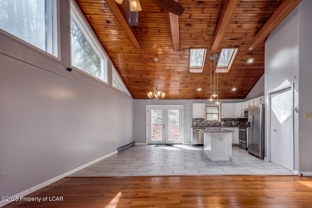 111 Buck Ridge Drive, Drums, Pennsylvania image 13