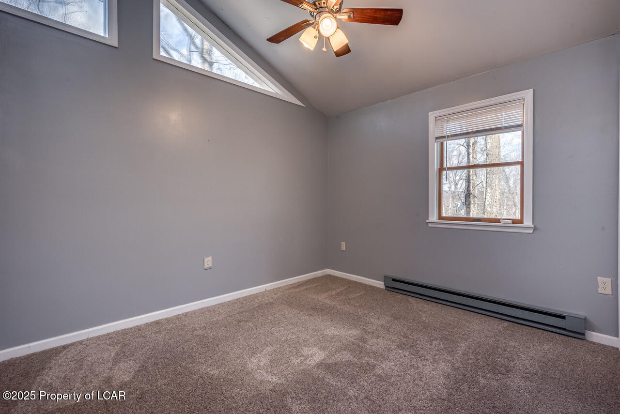 111 Buck Ridge Drive, Drums, Pennsylvania image 21