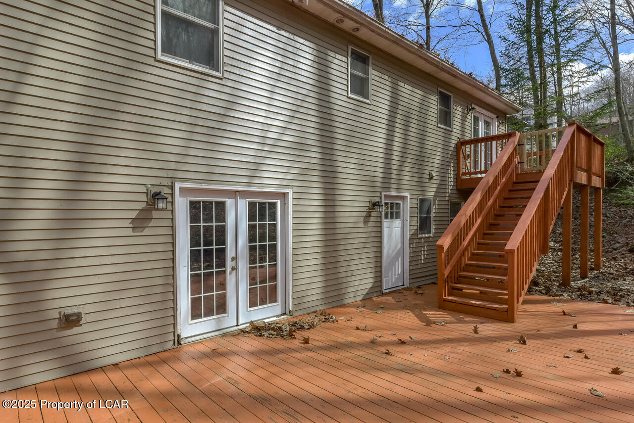 111 Buck Ridge Drive, Drums, Pennsylvania image 37