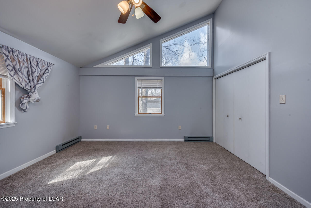 111 Buck Ridge Drive, Drums, Pennsylvania image 24