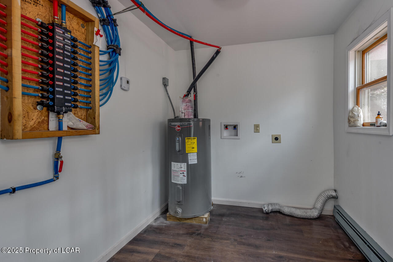 111 Buck Ridge Drive, Drums, Pennsylvania image 35