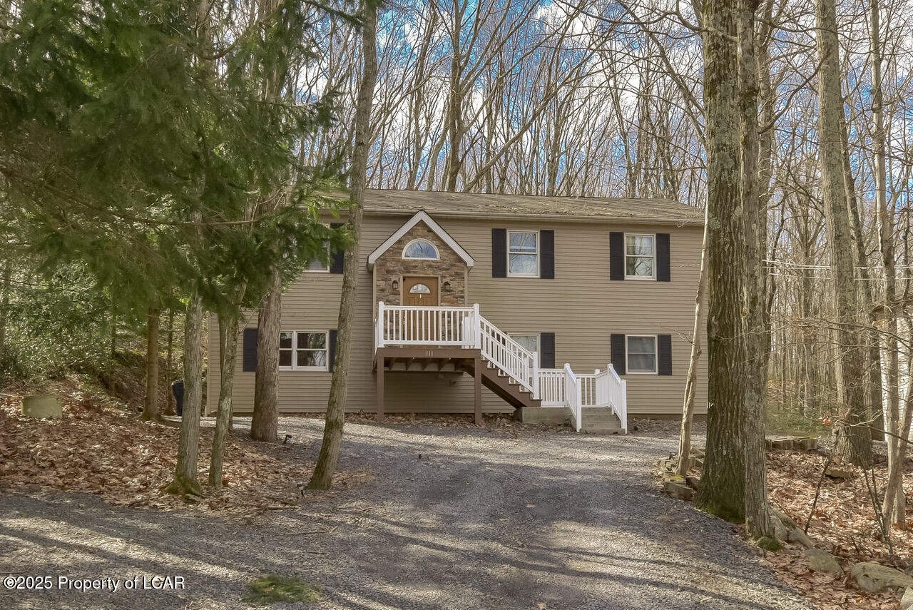 111 Buck Ridge Drive, Drums, Pennsylvania image 3