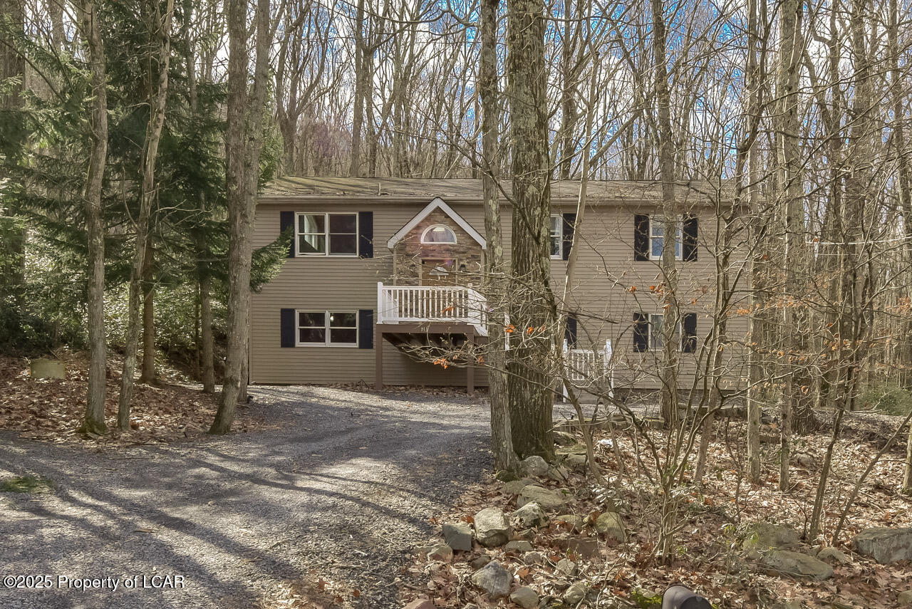 111 Buck Ridge Drive, Drums, Pennsylvania image 4