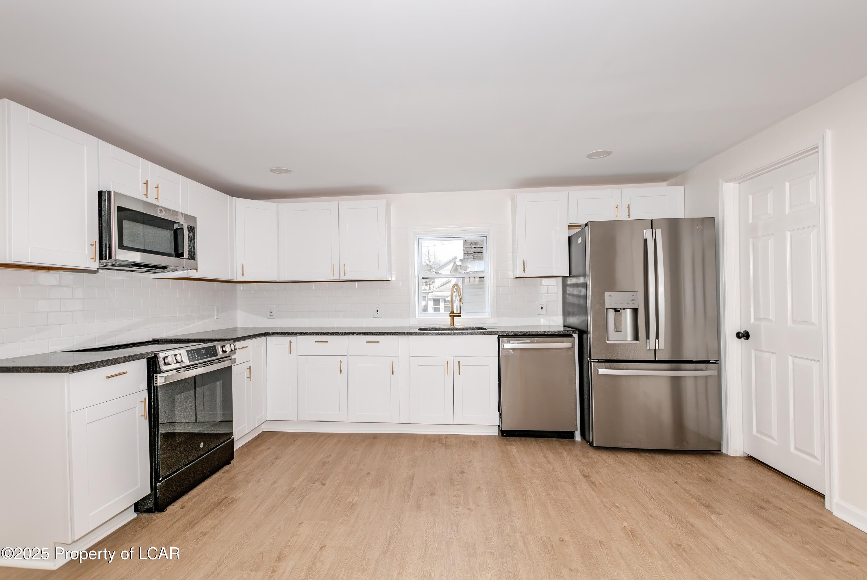 702 Jenkins Street, West Pittston, Alaska image 12
