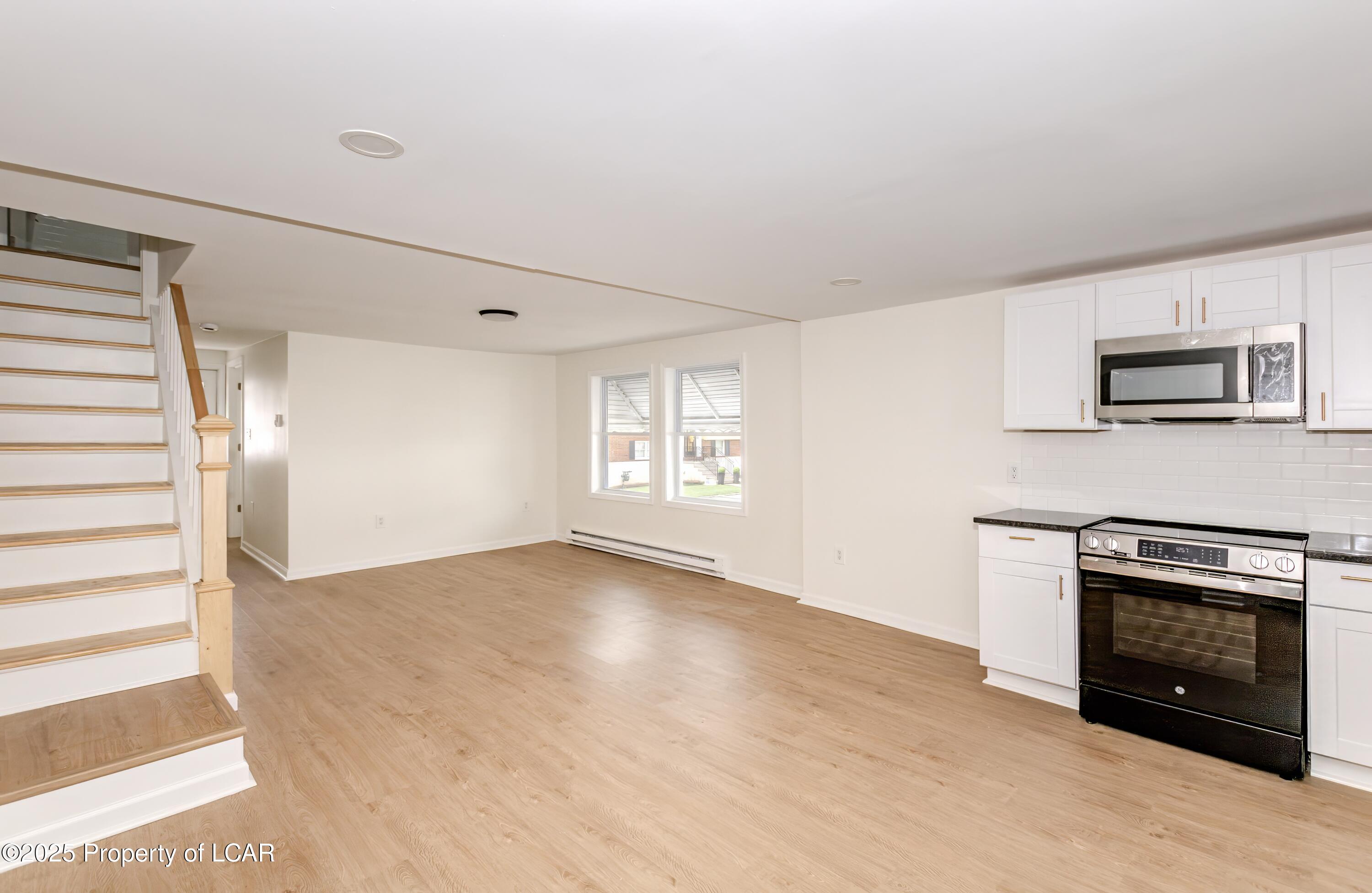 702 Jenkins Street, West Pittston, Alaska image 8