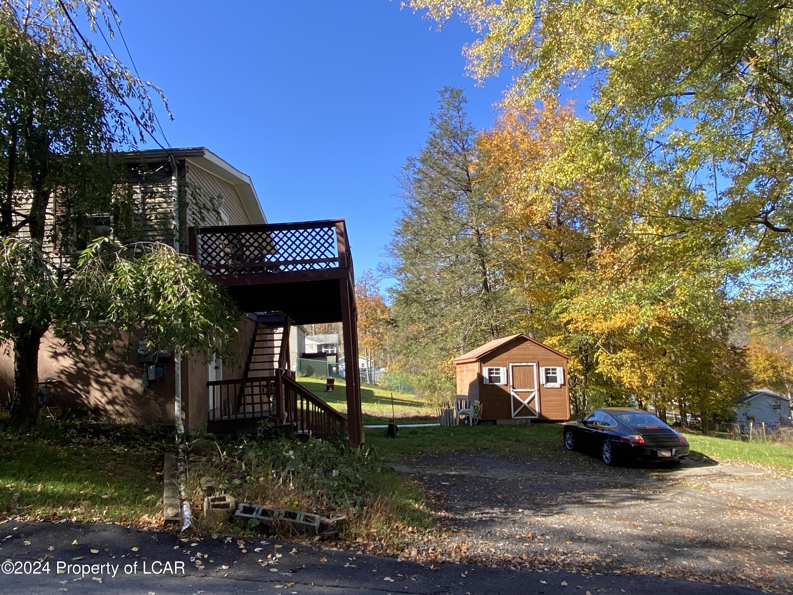 8 Eagle Street, Harveys Lake, Pennsylvania image 5