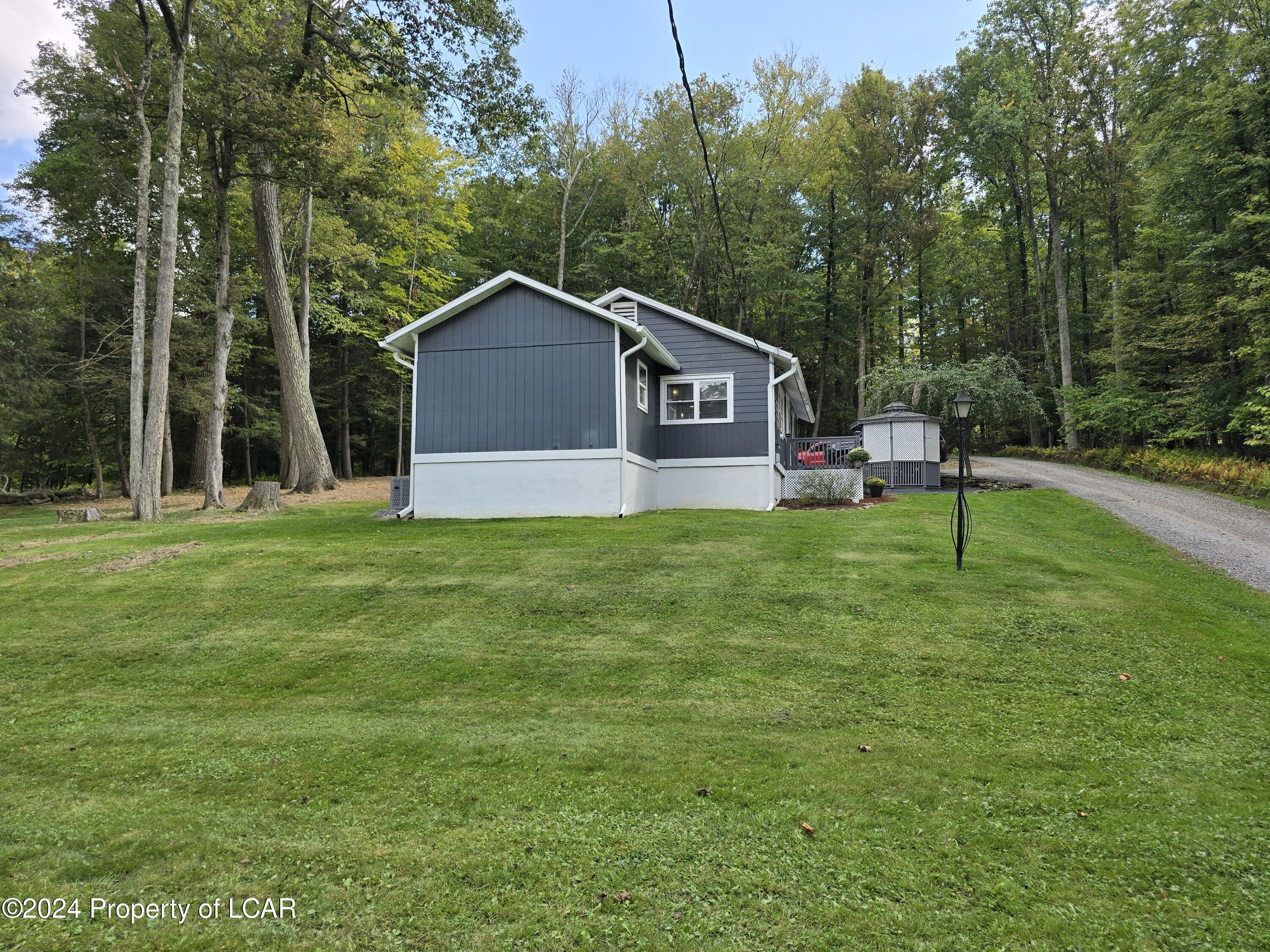 451 Second Street, Harveys Lake, Pennsylvania image 3