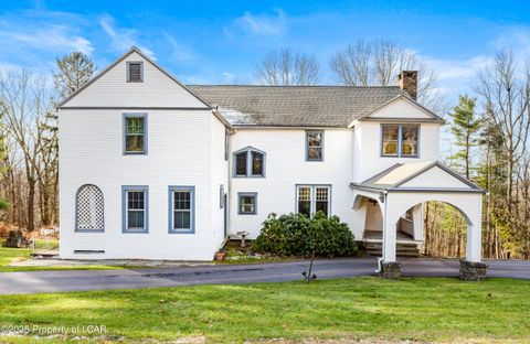 Homes For Sale - 570 Oak Lane<br/> Mountain Top, PA 18707