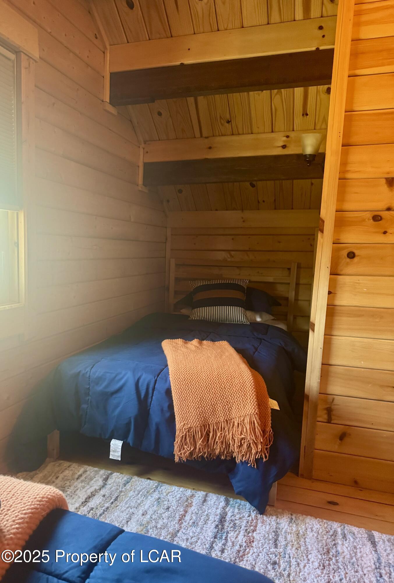 18 Sugarloaf Lane, Hazleton, Alaska image 13