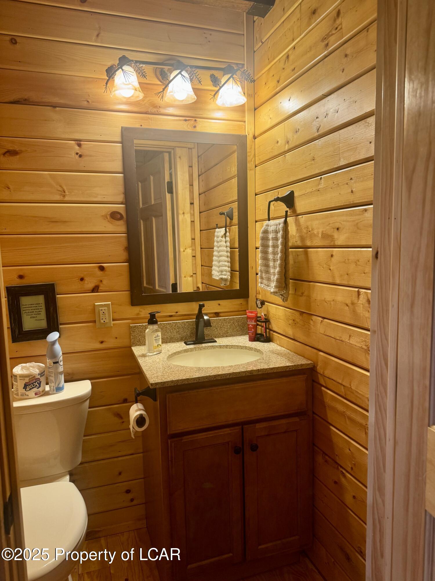 18 Sugarloaf Lane, Hazleton, Alaska image 12