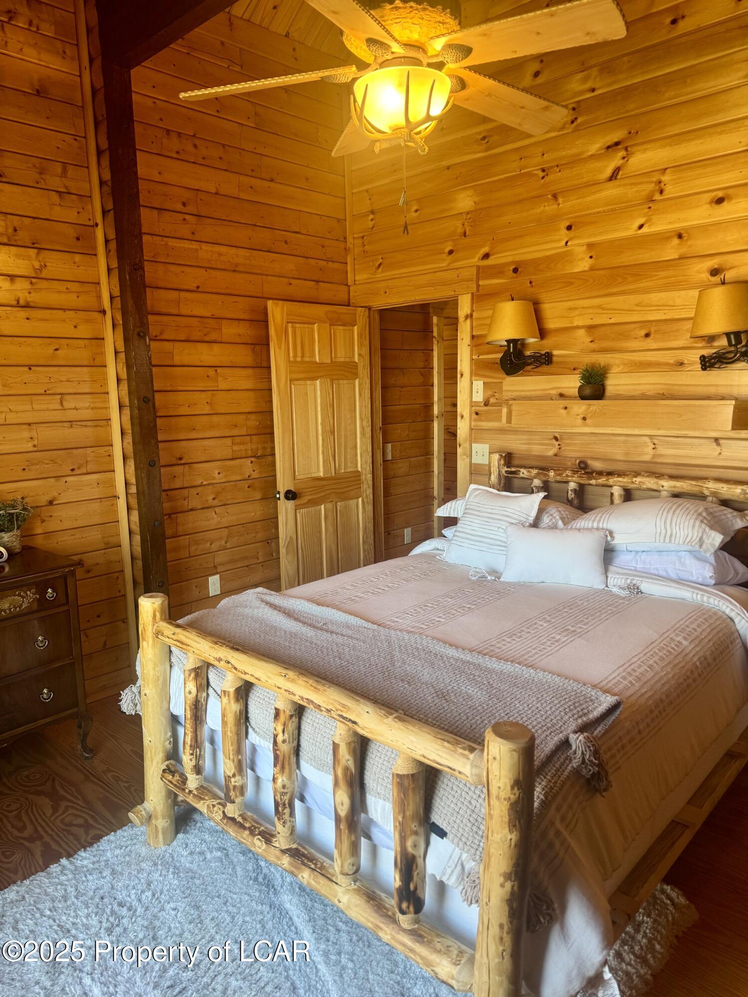 18 Sugarloaf Lane, Hazleton, Alaska image 11
