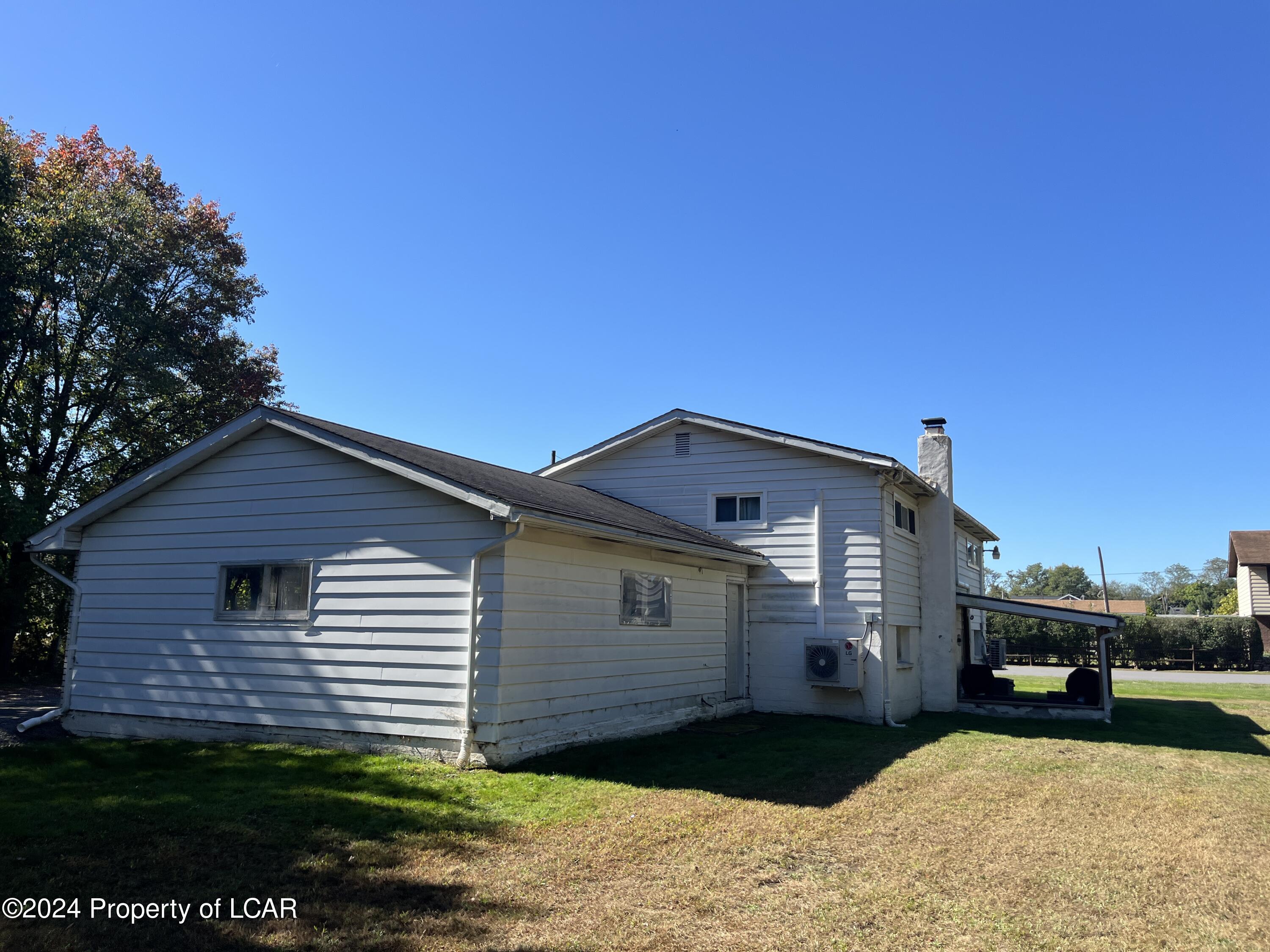 231 Seaman Lane, Old Forge, Pennsylvania image 4