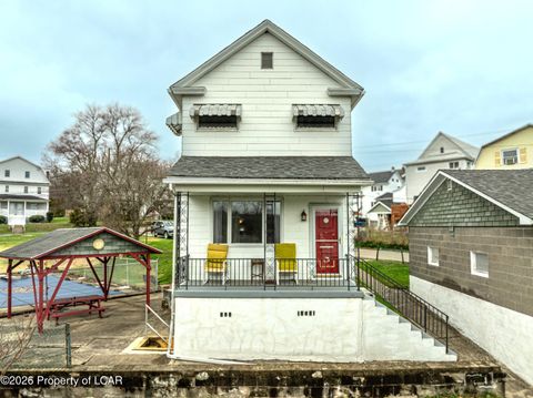 Homes For Sale - 38 Rear Prince Street<br/> Nanticoke, PA 18634