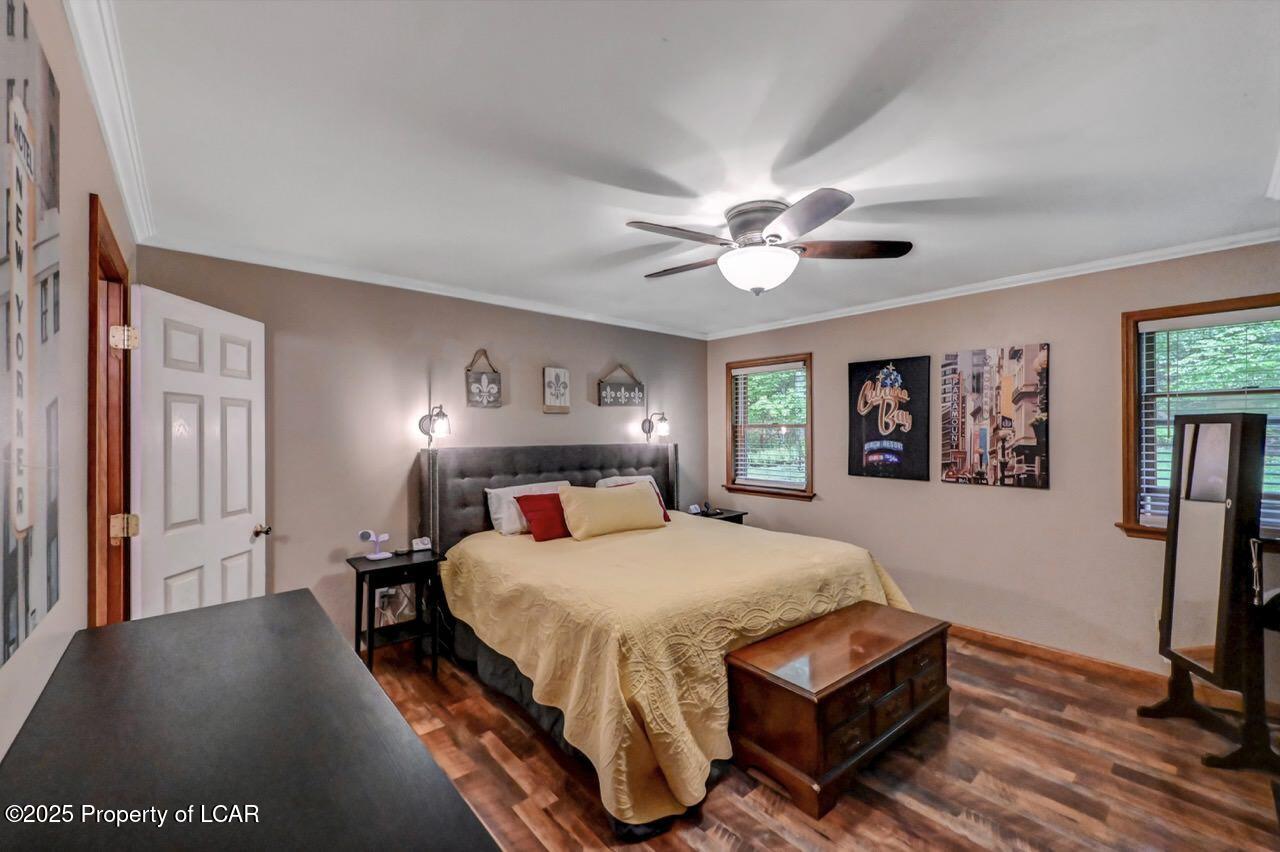 2 Tommys Court, Drums, Texas image 23