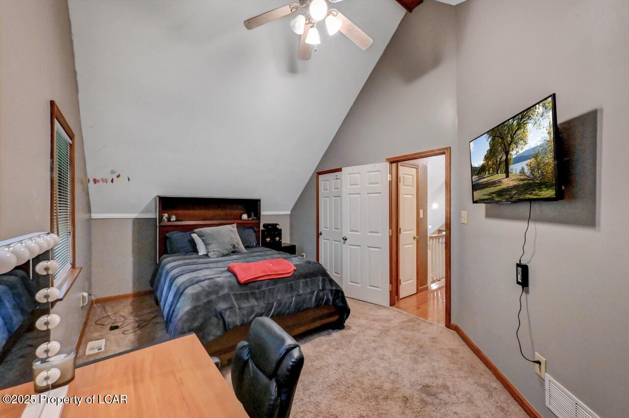 2 Tommys Court, Drums, Texas image 30