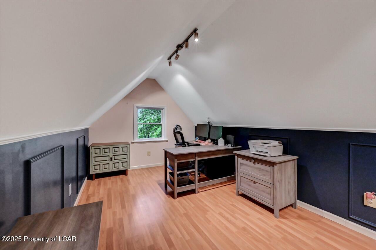 2 Tommys Court, Drums, Texas image 35