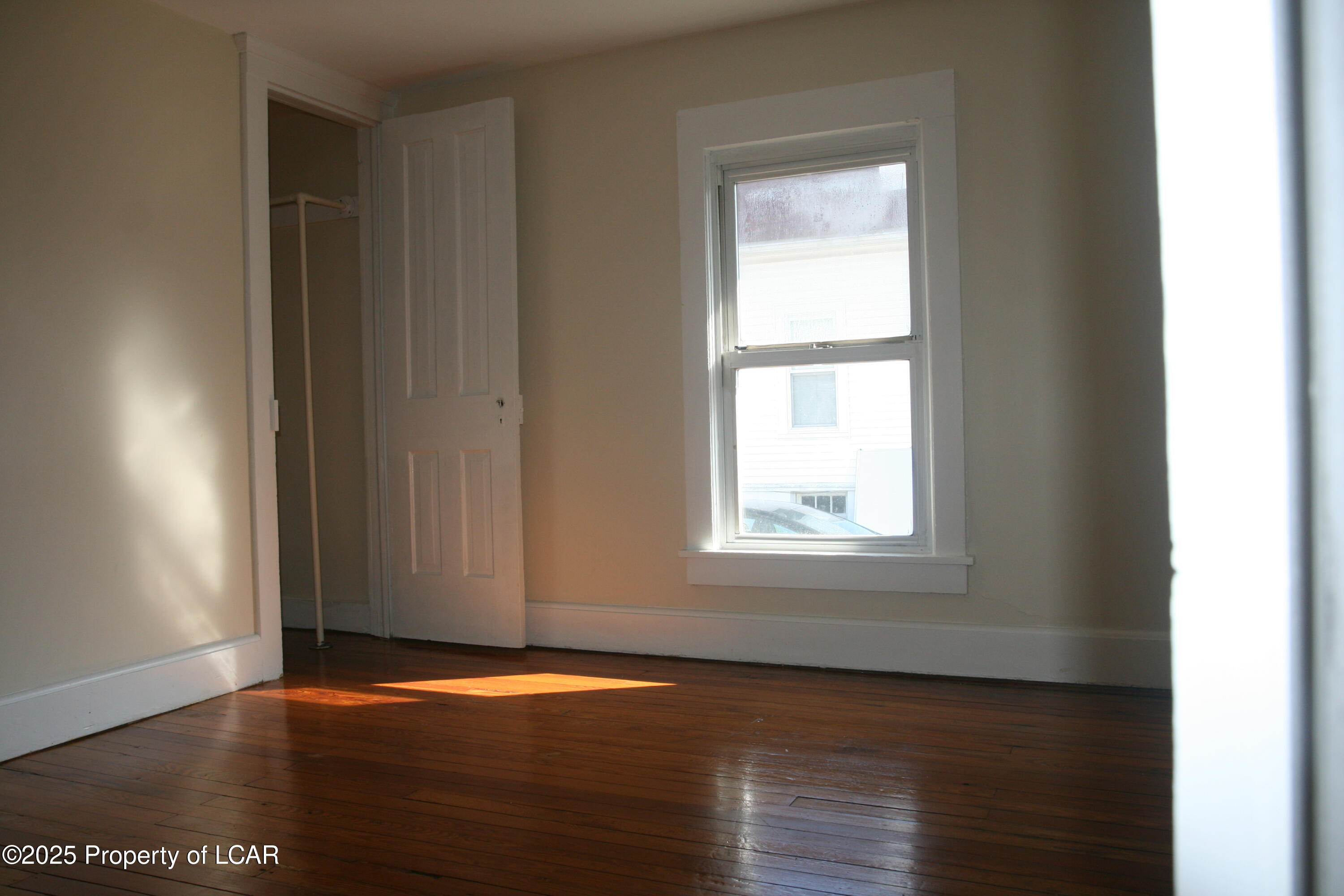 Shavertown, Pennsylvania 18708, United States, 3 Bedrooms Bedrooms, ,1 BathroomBathrooms,Residential,Active,92409