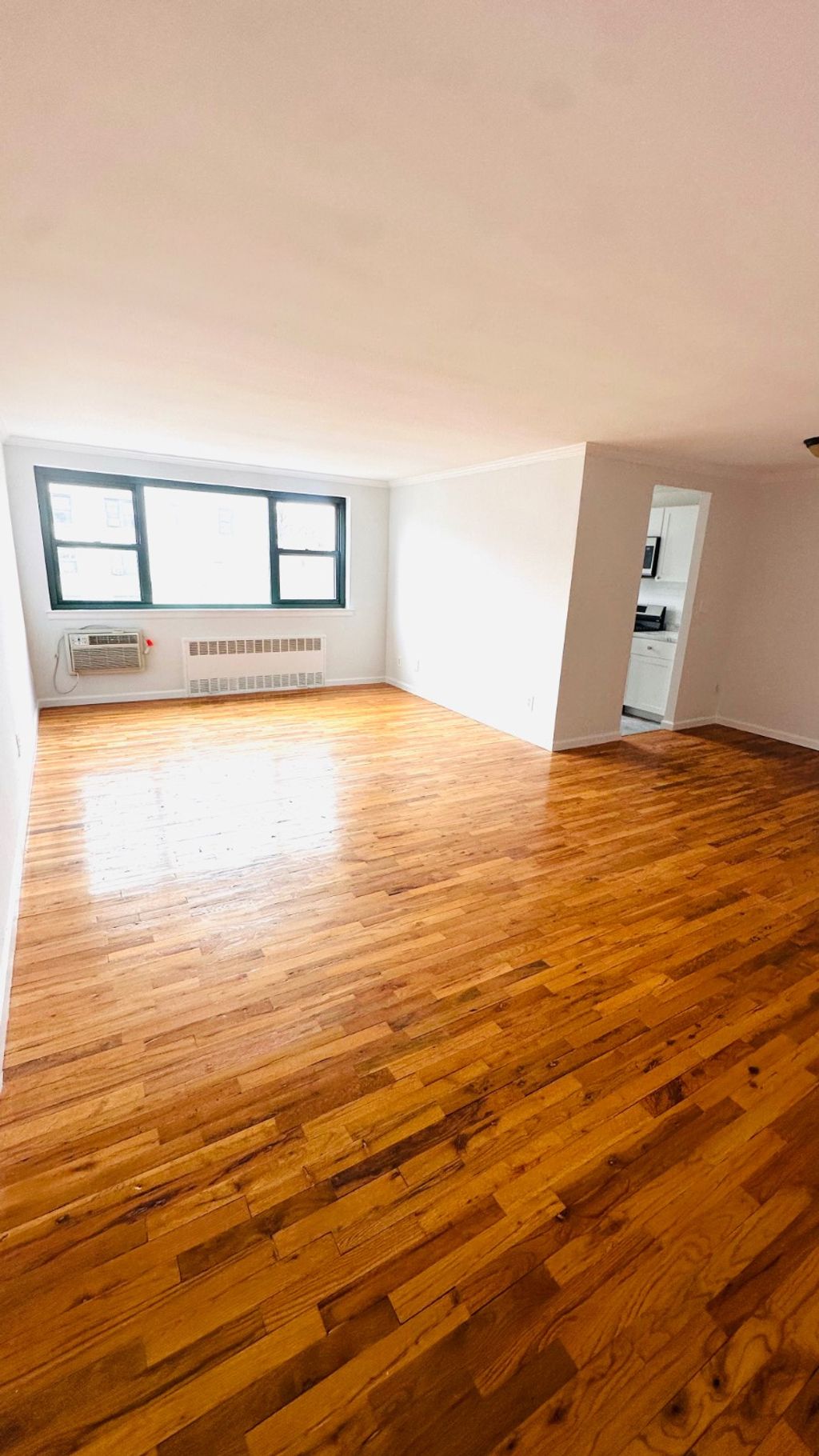 Photo of 210 Atlantic Ave #B3E, Lynbrook, NY 11563 (MLS # 11679651)