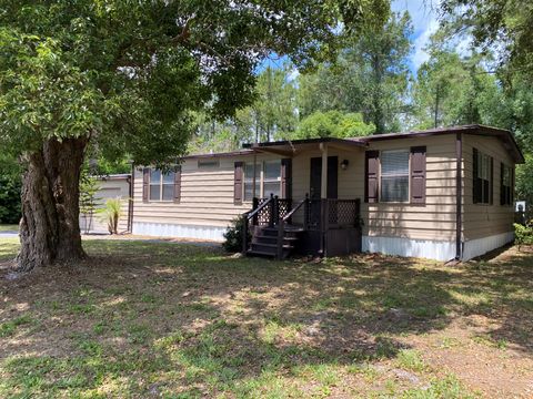 Photo of 1090 Apache Trail, Winter Springs, FL 32708 (MLS # 11737845)
