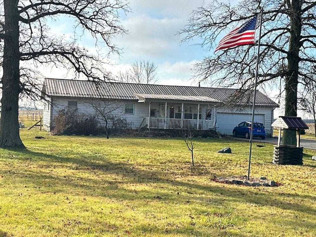 Photo of 4236 Myers NE Rd, Bloomingburg, OH 43106 (MLS # 11651333)