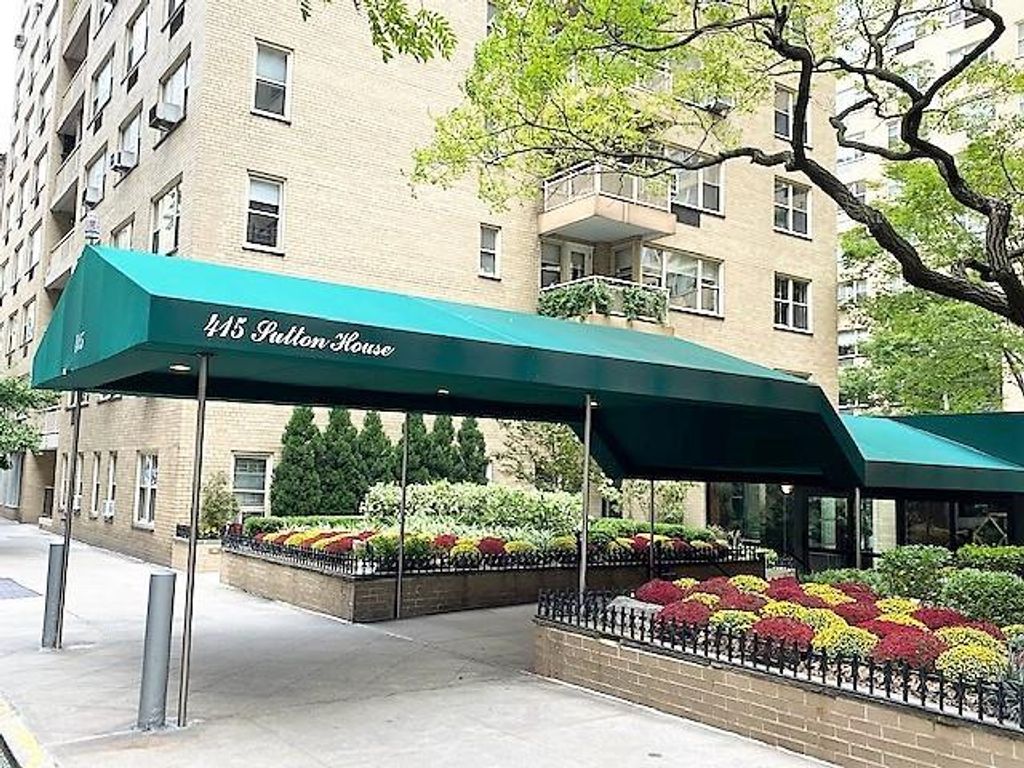 Photo of 415 East 52nd Street #2DA, New York, NY 10022 (MLS # 11674590)