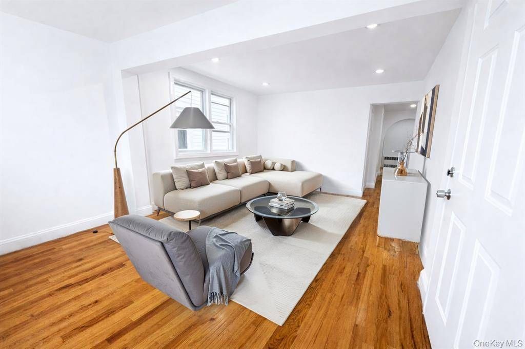 Photo of 967 E 94th St, Brooklyn, NY 11236 (MLS # 11678392)