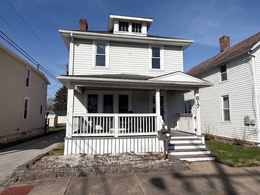 Photo of 617 N Maple St, Lancaster, OH 43130 (MLS # 11677856)