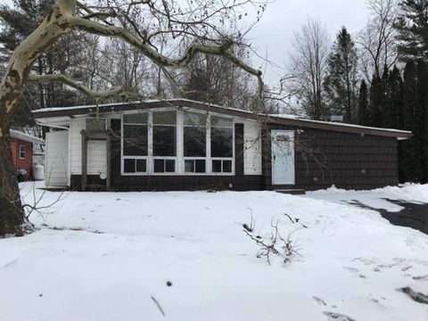 Photo of 14 The Curve, Rock Hill, NY 12775 (MLS # 11742550)