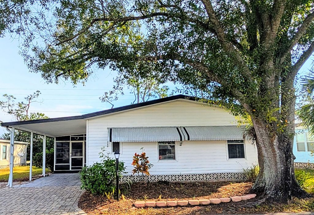 Photo of 1737 Conifer Ave, Kissimmee, FL 34758 (MLS # 11619970)