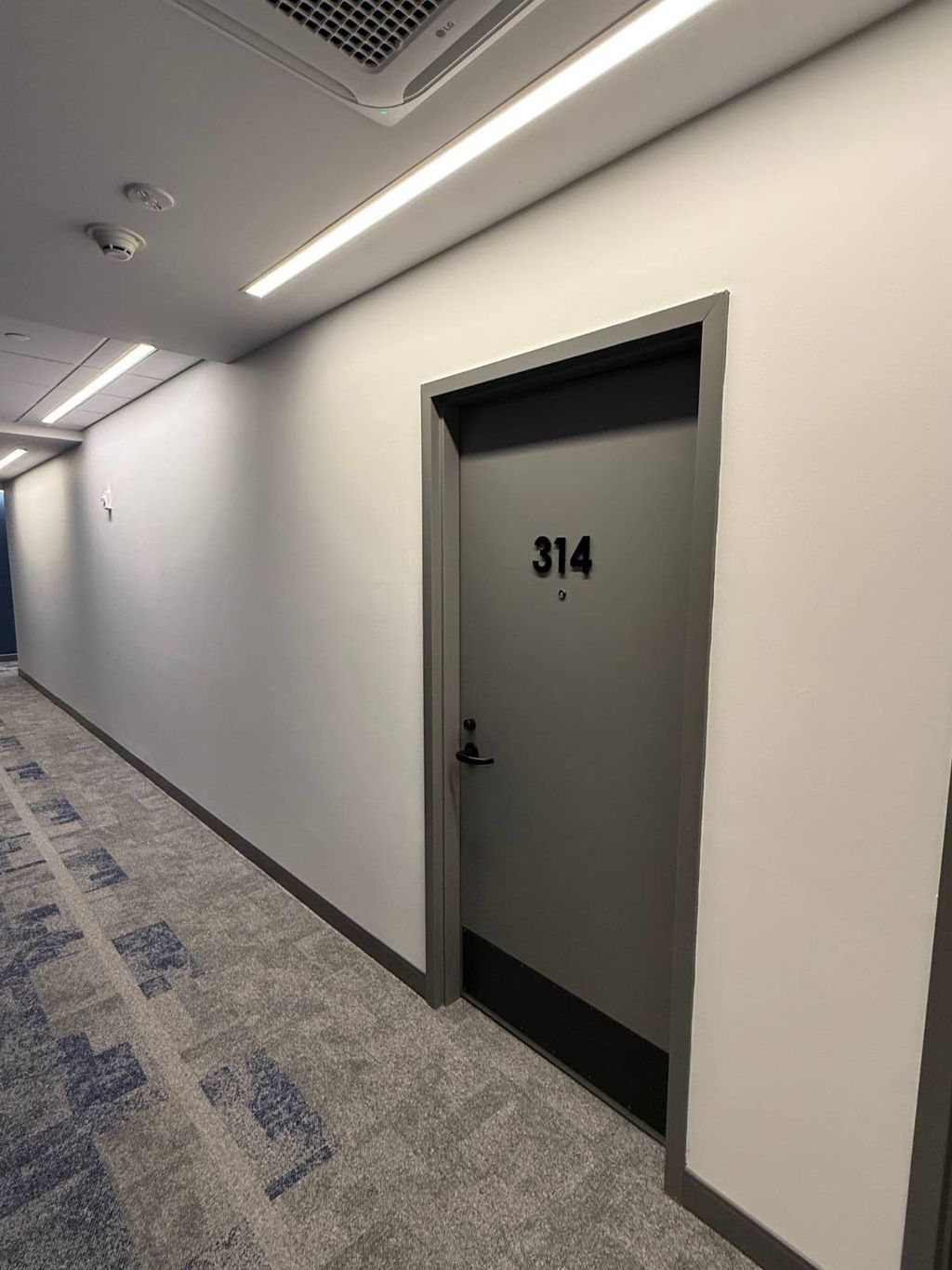 Photo of 1117 W Fayette Street #314, Syracuse, NY 13204 (MLS # 11655464)