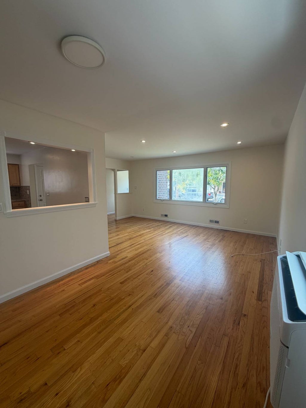 Photo of 268 chesterton Ave #1, Staten Island, NY 10306 (MLS # 11842211)