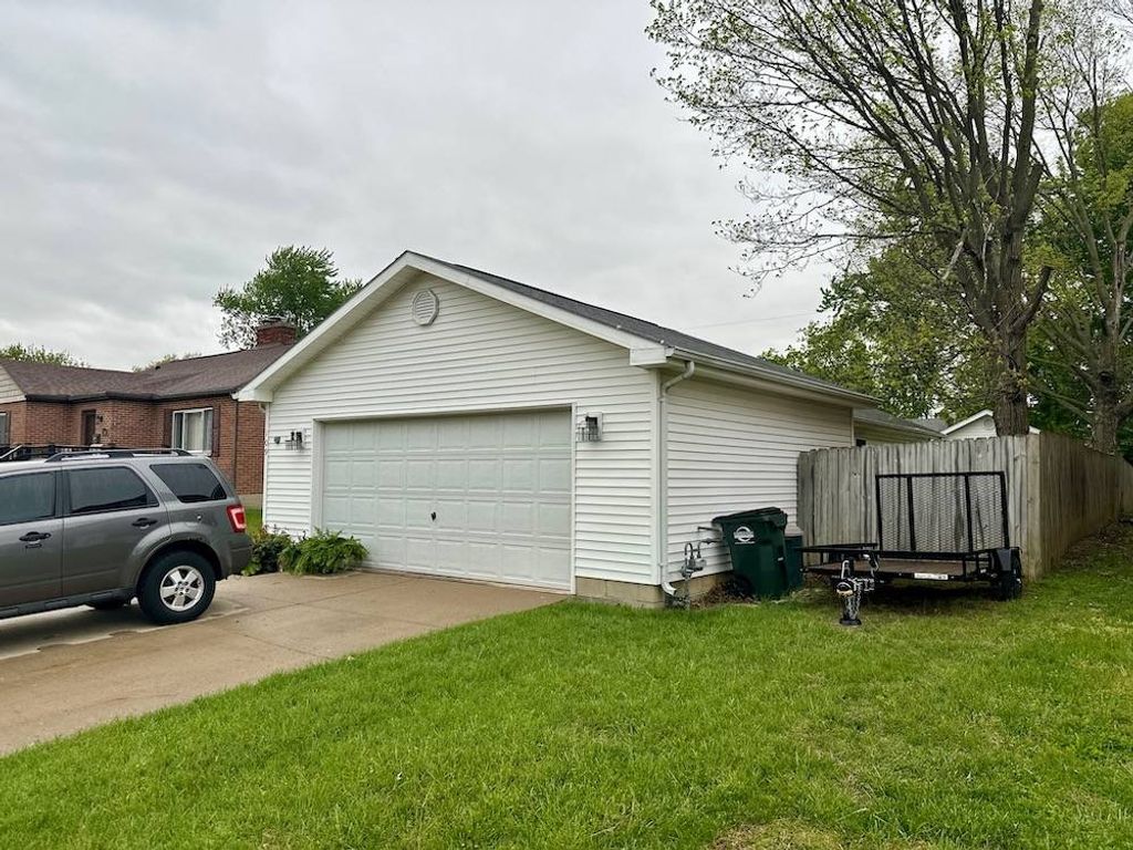 Photo of 109 Scott Ave, Vandalia, OH 45377 (MLS # 11740828)