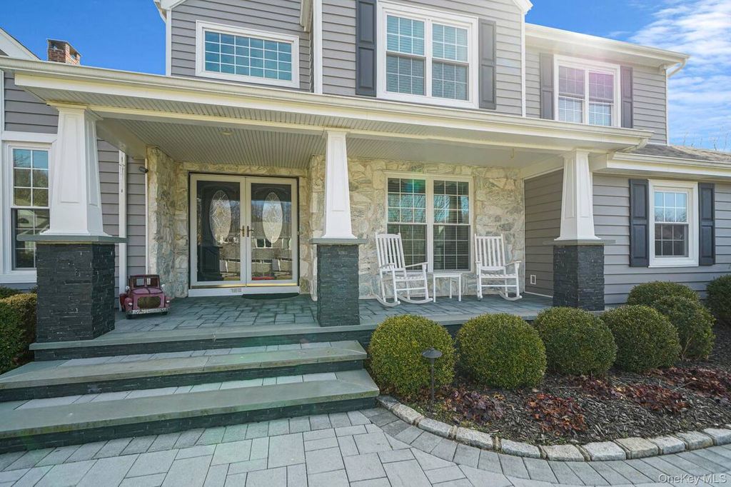 Photo of 8 Kimberly Court, Manorville, NY 11949 (MLS # 11677023)