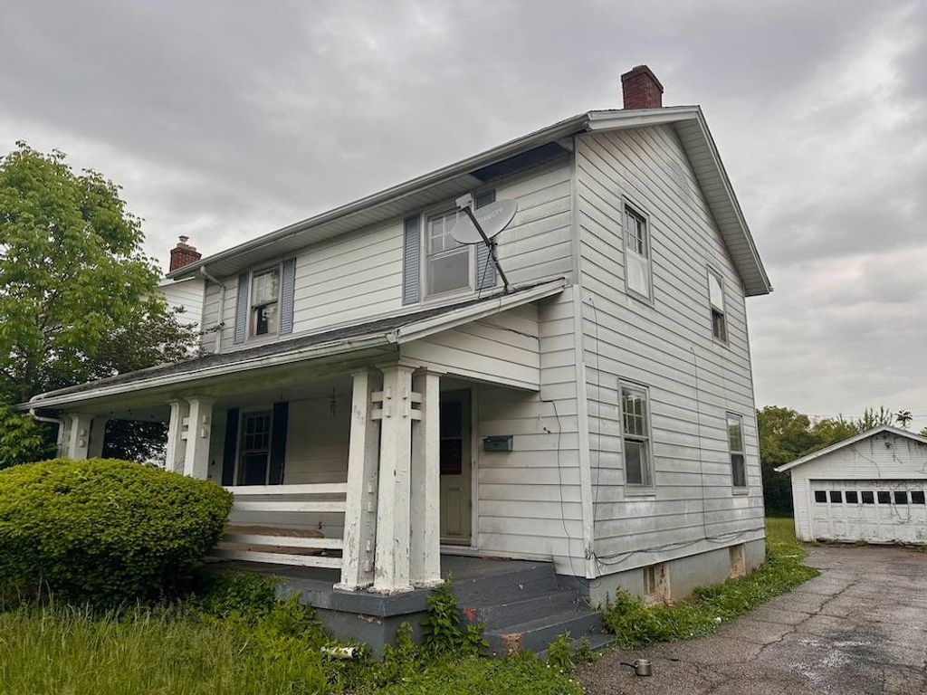 Photo of 525 W Fairview Ave, Dayton, OH 45405 (MLS # 11740814)