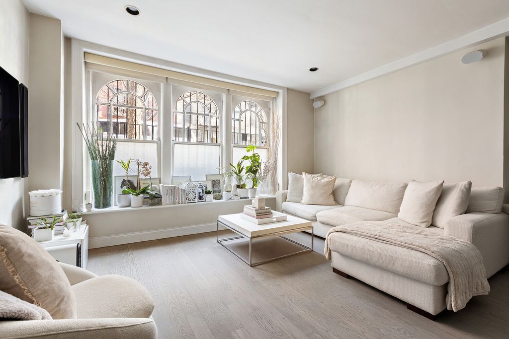 Photo of 220 East 5th Street #2, New York, NY 10003 (MLS # 11677551)